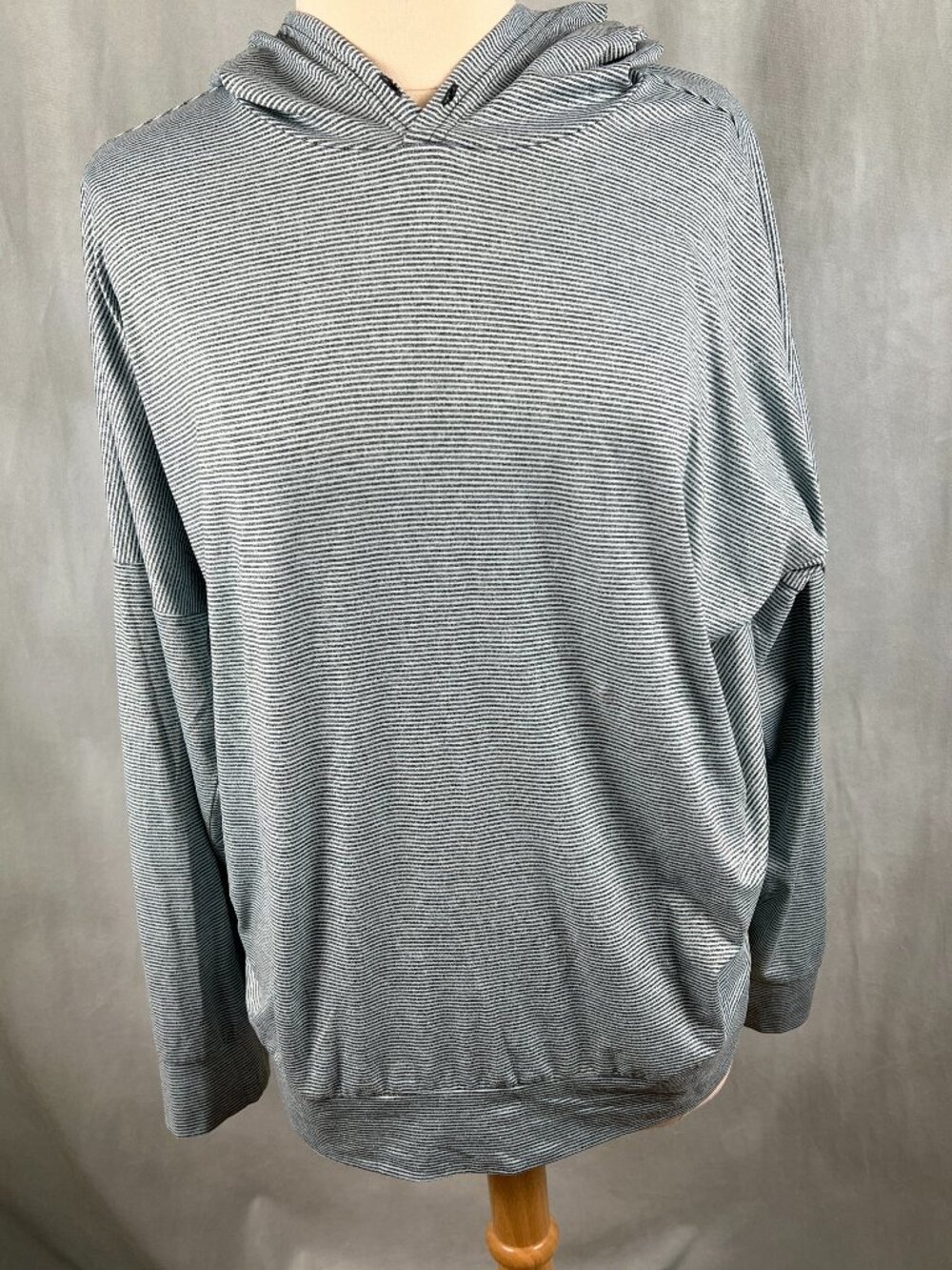 Sketchers Long Sleeve Pullover Hoodie Women's Size XXL Blue & Black Striped